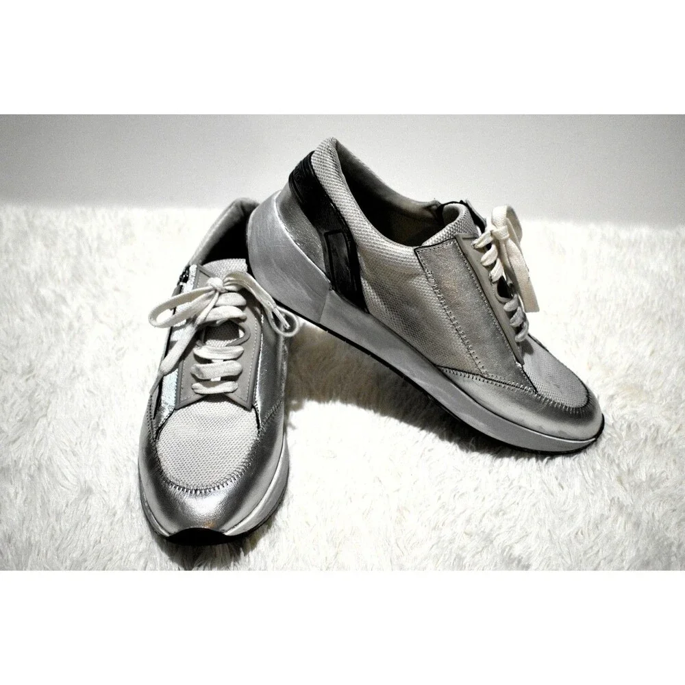 Franco Sarto Imperial Distressed Silver Mesh with Side Zipper - Women's Size 9